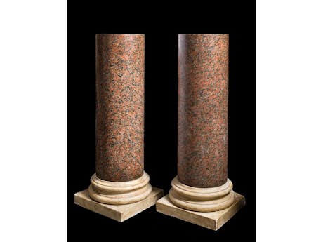 Paar Granitsäulen